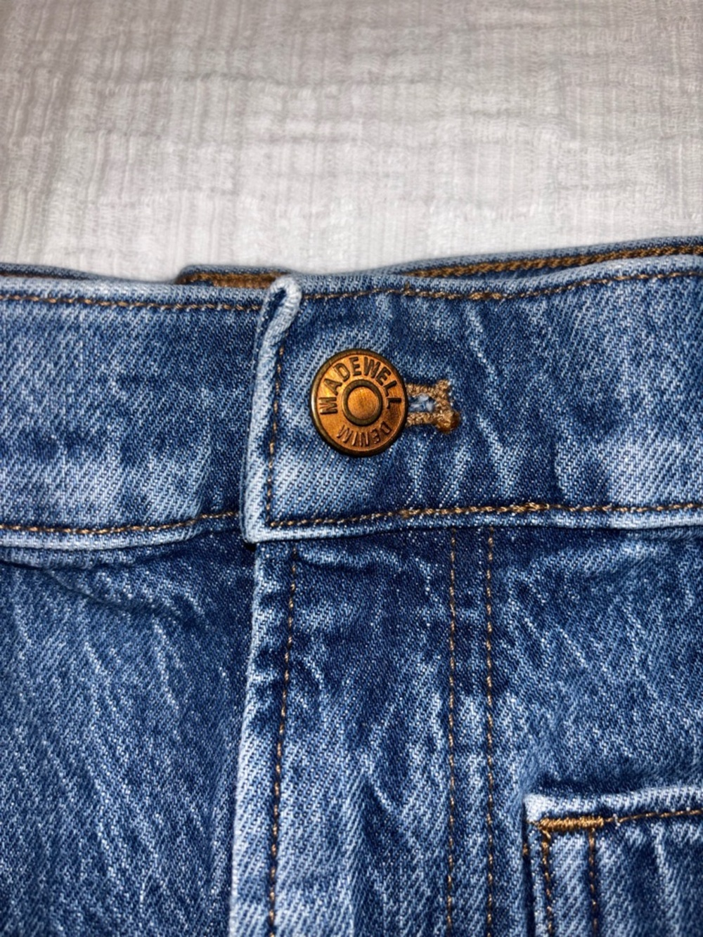 Madewell Emmet High-Rise A-Line Denim Shorts Patch Pocket Edition Midvale Wash - Picture 3 of 6
